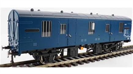 Heljan O gauge models of the British Railways mark 1 passenger coaches built in the 1950s and early 60s.