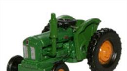 Oxford 1/148 Scale Tractors Models suitable for use with N gauge model trainsfrom Oxford Diecast 