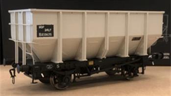 Accurascale O gauge models of the British Railways 24ton HOP24 or HUO coal hopper wagons. 1950s-1980s