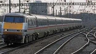 New Hornby Railways OO gauge new passenger coaches announced 2023