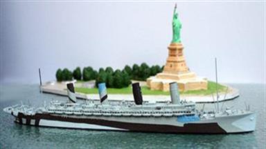 1:1250 scale models of troop and hospital ships. Many famous liners in military service during two world wars.