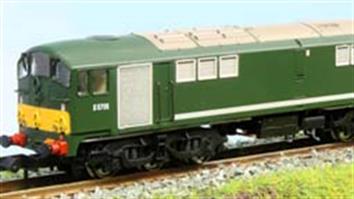 Rapido Trains OO gauge models of the Southern Railway 8 plank open merchandise wagons