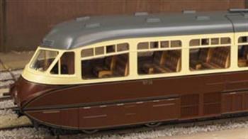 Dapol O gauge models of the GWR streamlined express railcar units. 1933-1962