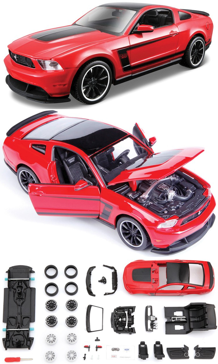 Maisto 1/24 Ford Mustang Boss 302 Diecast Car Kit M39269