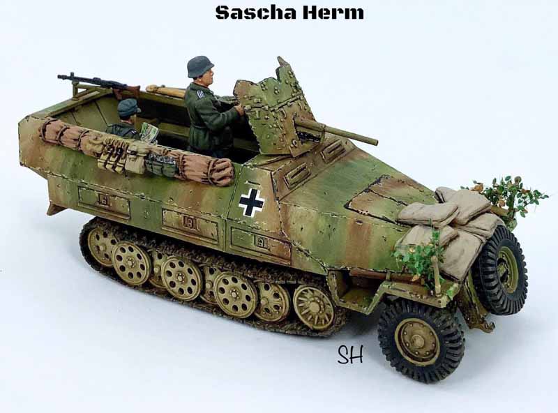 Rubicon Models 1/56 28mm German SdKfz 251/1 Ausf D Plastic Model Kit 280018