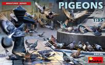 <span> <span>UNASSEMBLED PLASTIC MODEL KIT</span><br /><span>BOX CONTAINS MODELS OF 36 PIGEONS</span></span>
