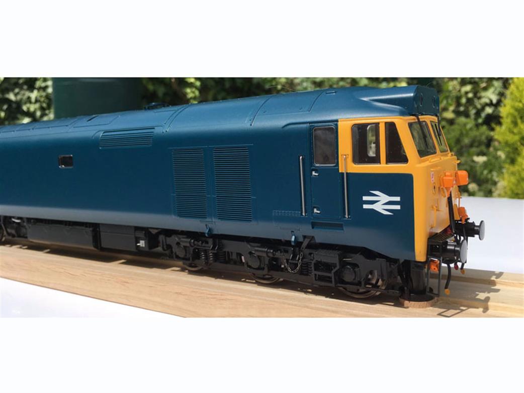 Heljan 4020 Cab Side