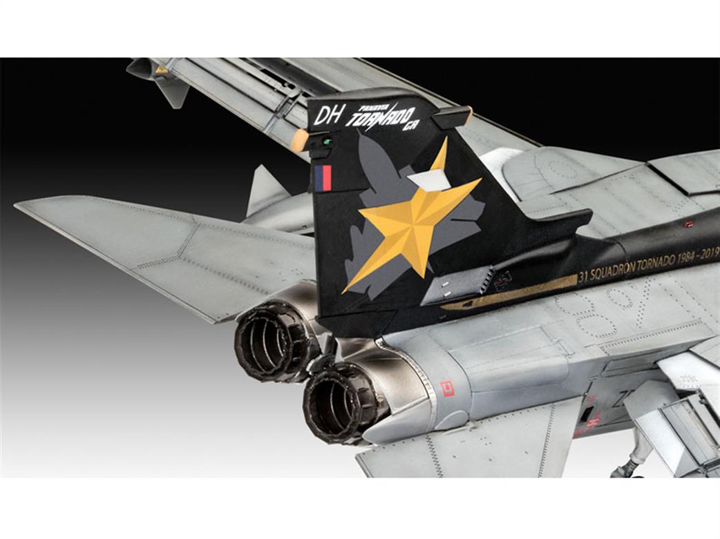 Revell 03853 Tail