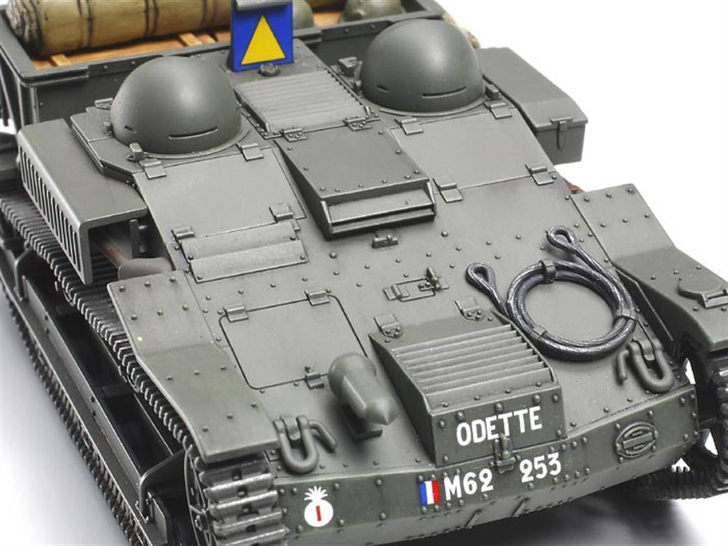 Ue 1c. Tamiya 35284. Французская танкетка UE. Танкетка UE.