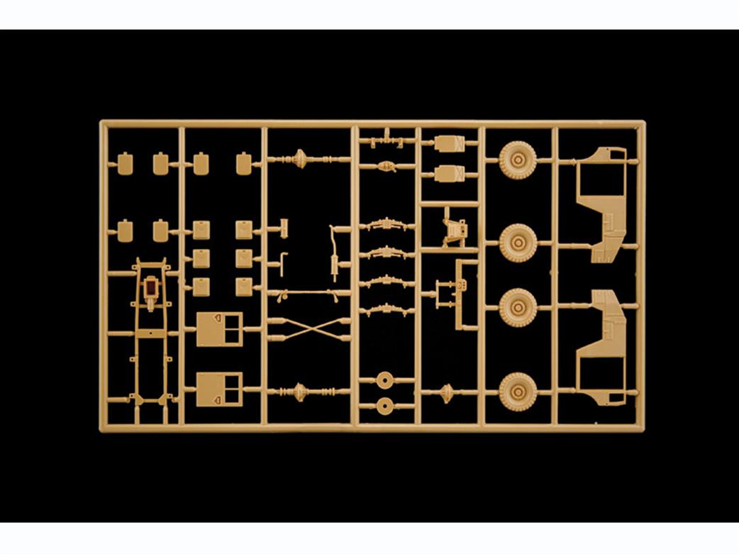 Italeri 6181 Quad Gun Tractor Parts