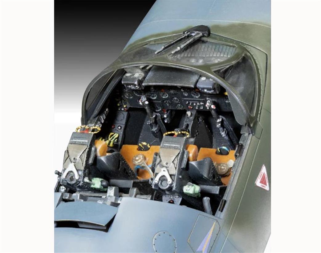 Revell 03786 RAF Hawker Hunter Aircraft kit
