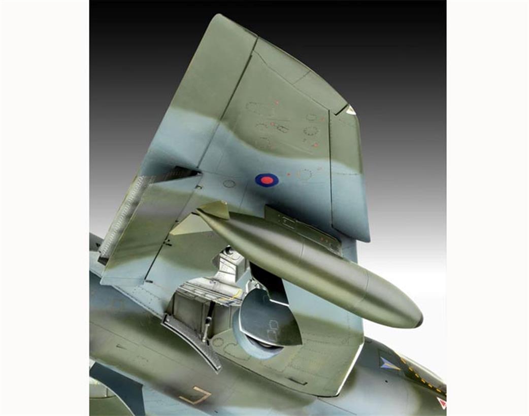 Revell 03786 RAF Hawker Hunter Aircraft kit