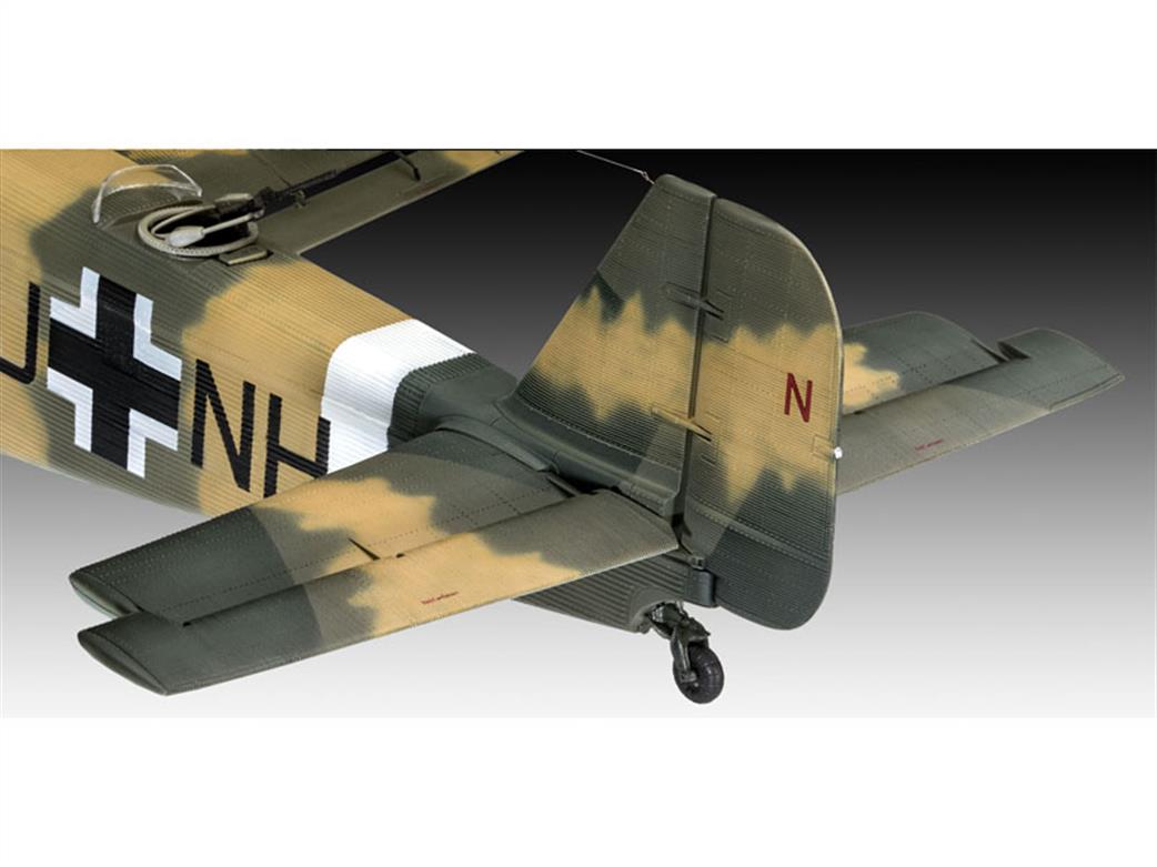 Revell 03918 Tail
