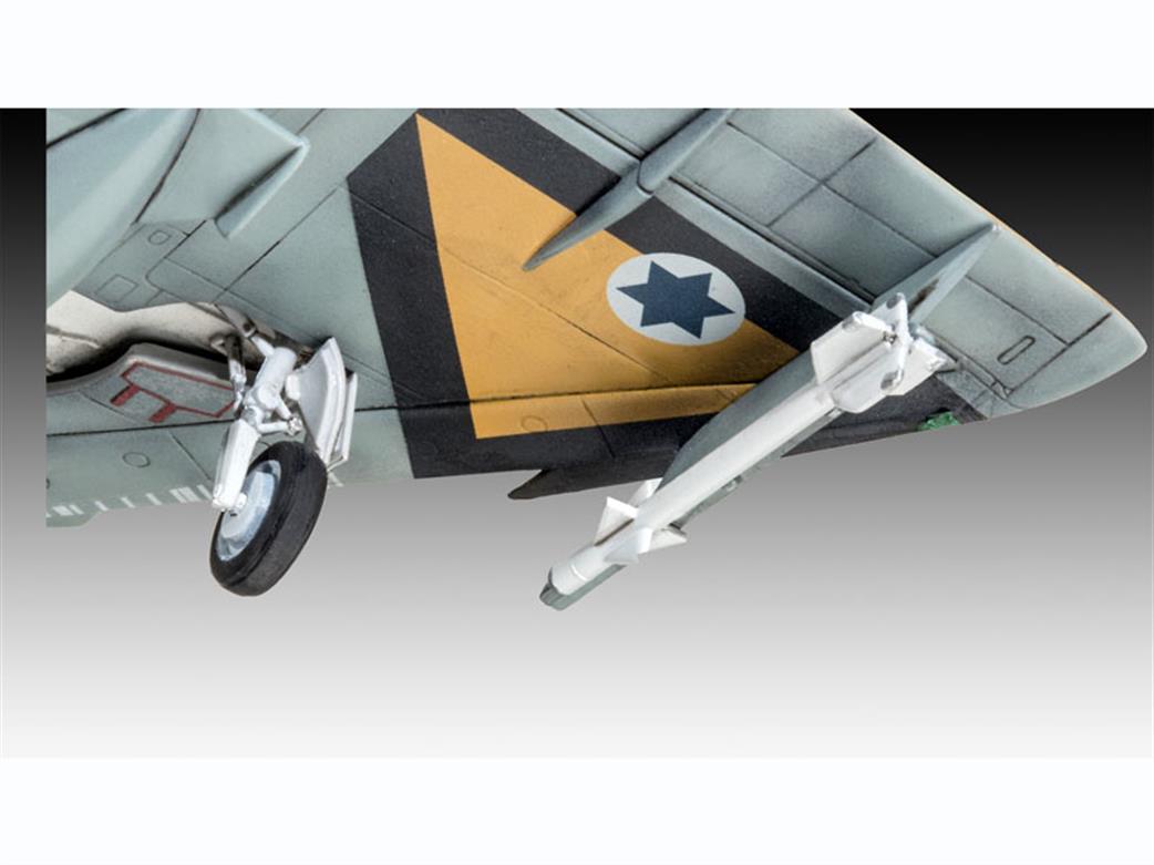 Revell 63890 Wing Bottom