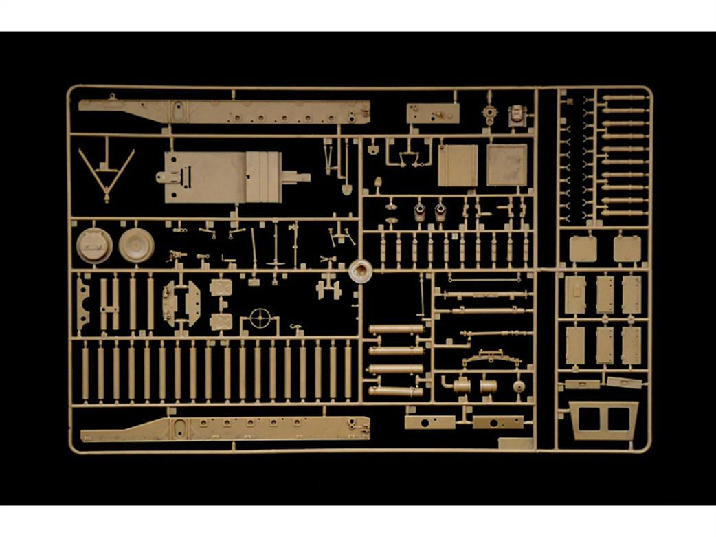 Italeri 6562 Sprue 1