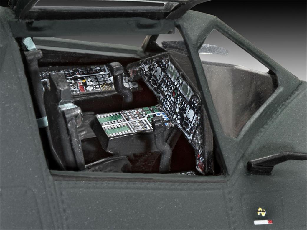 Revell 03889 Cockpit