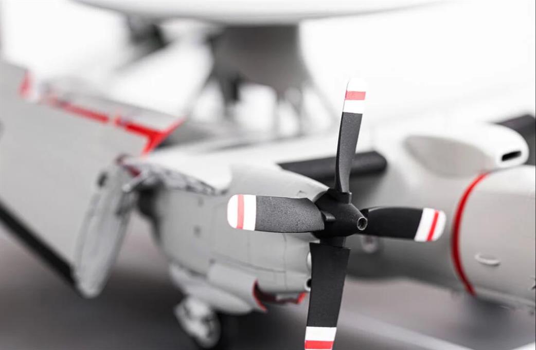 Heller 82300 E-2C Hawkeye