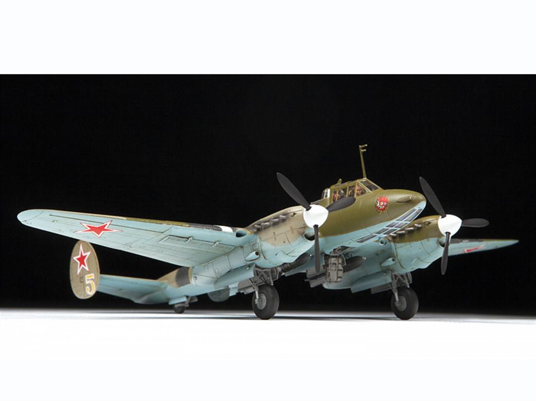 Zvezda 7283 Model