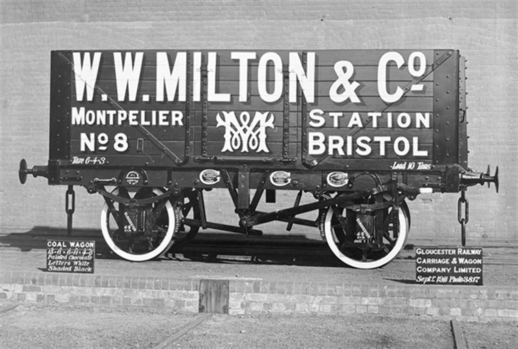 This extremely attractive livery of a chocolate body with white lettering and black shading and ironwork, apart from the diagonals, was applied to wagon No. 8 in September 1911.