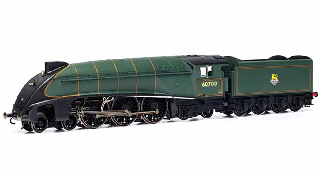 Hornby R3844 BR 60700 Rebuilt and Streamlined Class W1 4-6-4 Lined Green