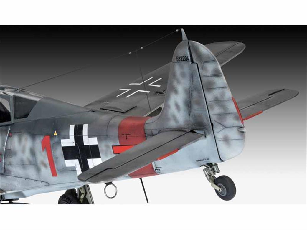 Revell 03874 Tail