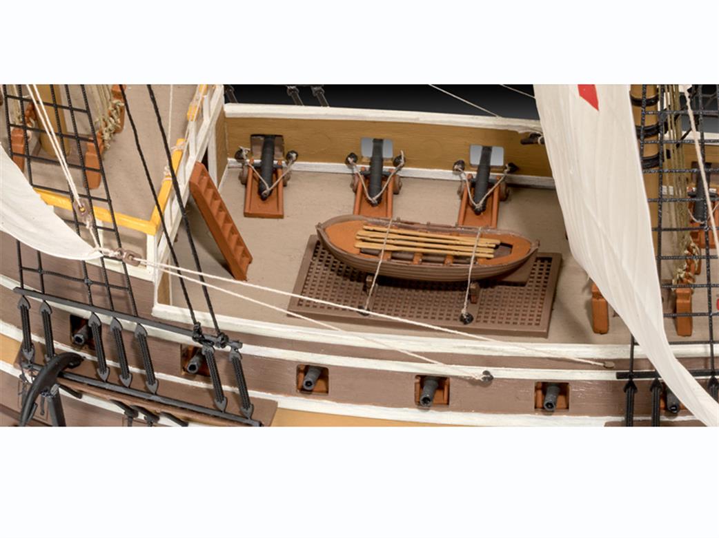 Revell 05429 Main Deck