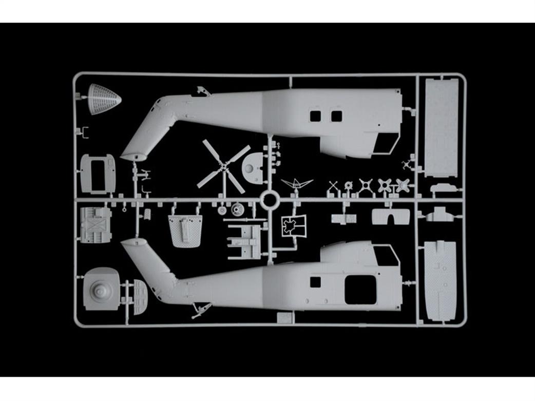 Italeri 2712 Sprue 1