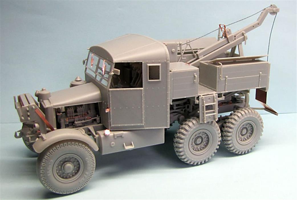 Thunder Model Scammell Pioneer Recovery Tractor Plastic Model Kit