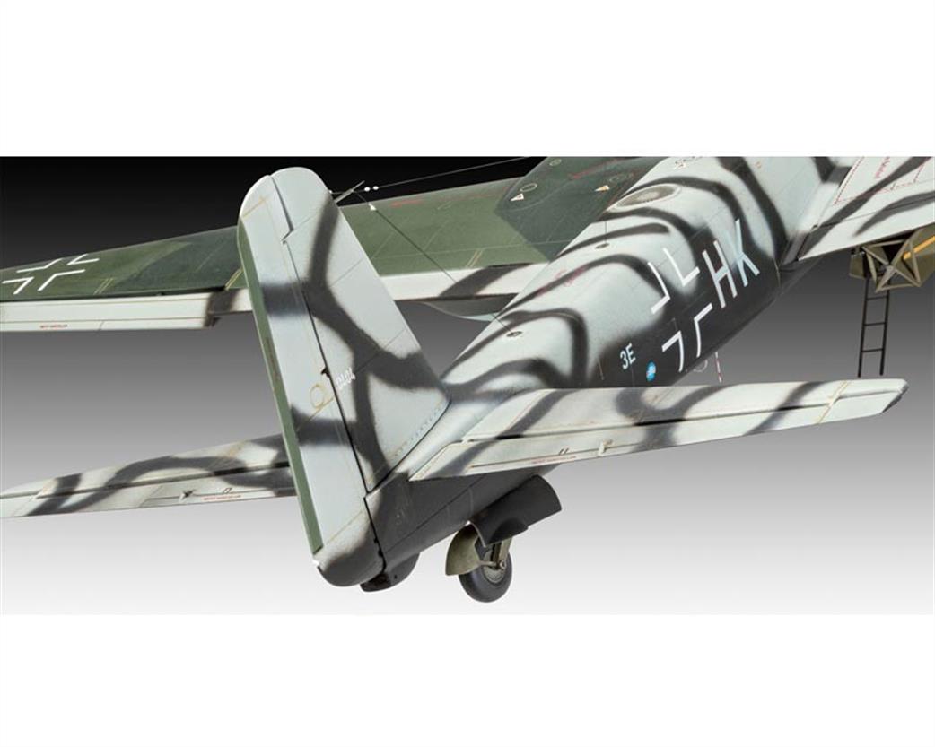 Revell 03855 Tail