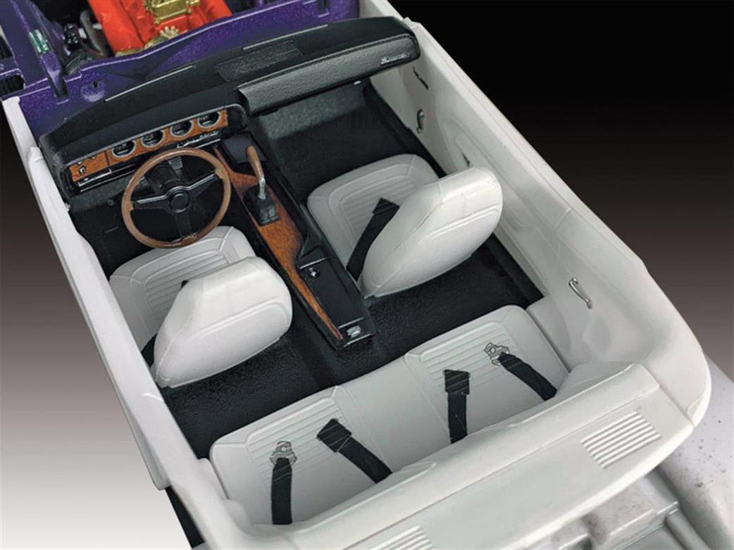 Revell 07664 Interior