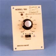 Gaugemaster Model 100 - Panel Mounted Single Track Controller 100Single Track Panel Mount Controller for small gauges up to ˜OO. Input: 1 x 16v A.C. at 1.25 amps Requires T1, M1 transformer. Output: 1 x 12v D.C. at 1 amp controlledMeasurements: Panel: 70mm x 105mm x 28mm deepAperture: 43mm x 83mm x 25mm deep.