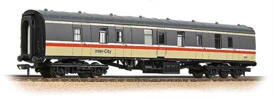 A very useful Mk.1 coach, these gangwayed full brake coaches were used with air-conditioned Mk.2 and Mk.3 coaches on many long-distance InterCity trains throughout the 1980s and into the 1990s. These vans received the InterCity stripe livery to match the coaching stock.