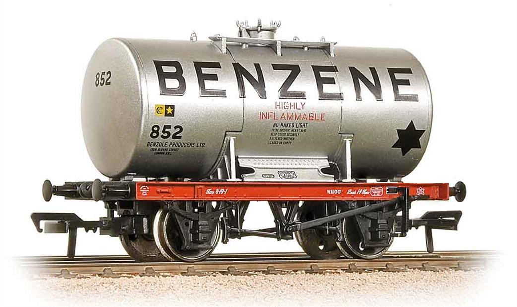 Bachmann OO 38-775 Benzene Class A 14T Anchor-Mounted Tank Wagon