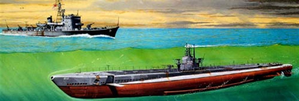 Tamiya 1/700 31903 US Gato Class Sub & Japanese Sub Chaser No13 WW2 Waterline Series
