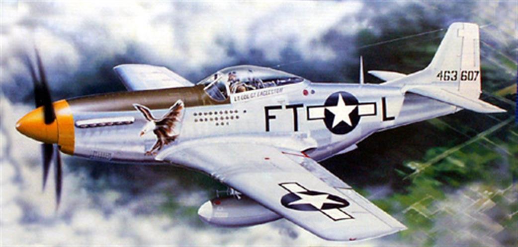 Trumpeter 02401 North American P-51D Mustang IV 1/24