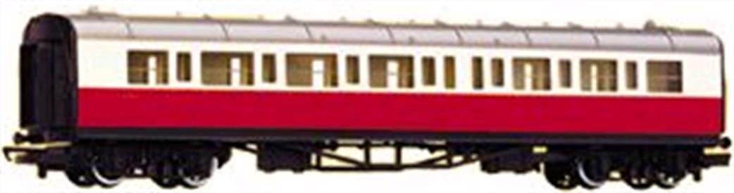 Hornby OO R9295 James Composite Coach from Thomas the Tank Engine