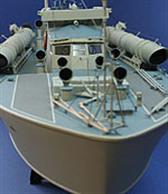 Italeri 1/35 Vosper 72' 6" MTB 77 Royal Navy WW2 Plastic Kit 5610 Model Length 631mmGlue and paints are required