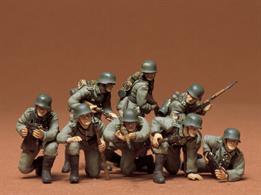 Tamiya 35061 1/35th German Panzer Grenadiers Plastic Figure SetThese troops used tanks for support in attacks, contains 8 figures and equipment