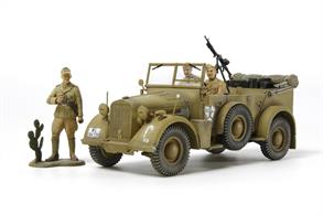 This is a collaborative model kit brought to you by Tamiya and Italeri. This latest product in the series is of the Horch Kfz.15, a 4WD transport vehicle which was equipped with a liquid-cooled 8-cylinder engine capable of producing 85hp. Production of the vehicle began in 1937, and it saw action with the German military in a wide range of combat zones from Russia to North Africa.