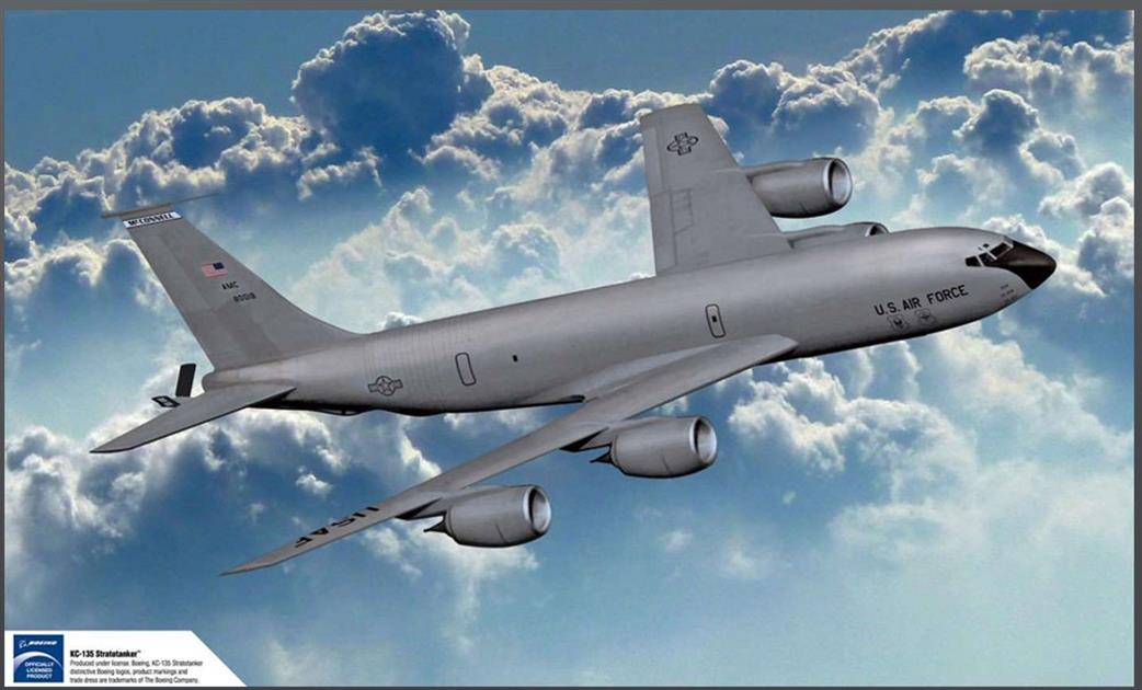 Academy 1/144 12638 Boeing KC-135R Stratotanker USAF Plastic kit