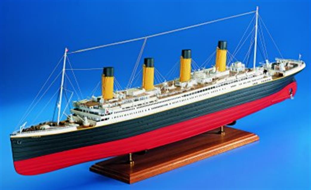 Amati 1606 RMS Titanic 1912 Wooden Ship kit 1/250