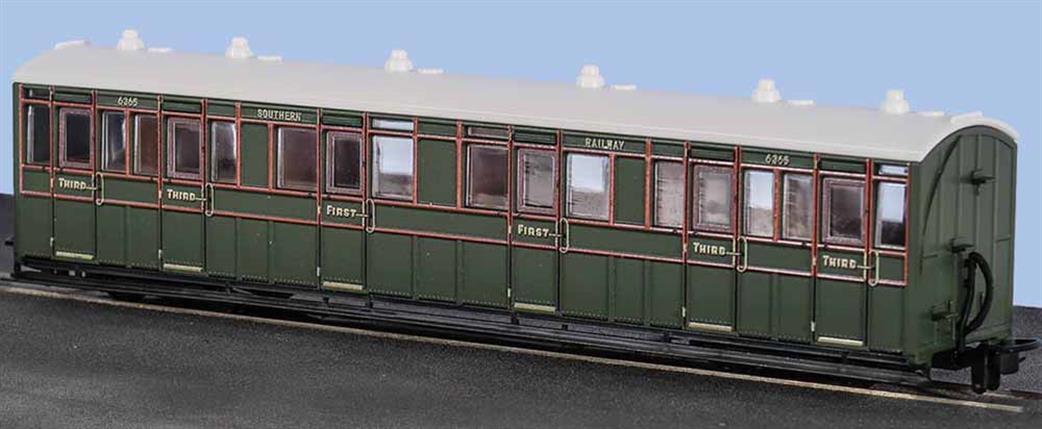 Peco OO9 GR-401B Lynton & Barnstaple Railway Composite Coach 6365 Southern Railway Livery
