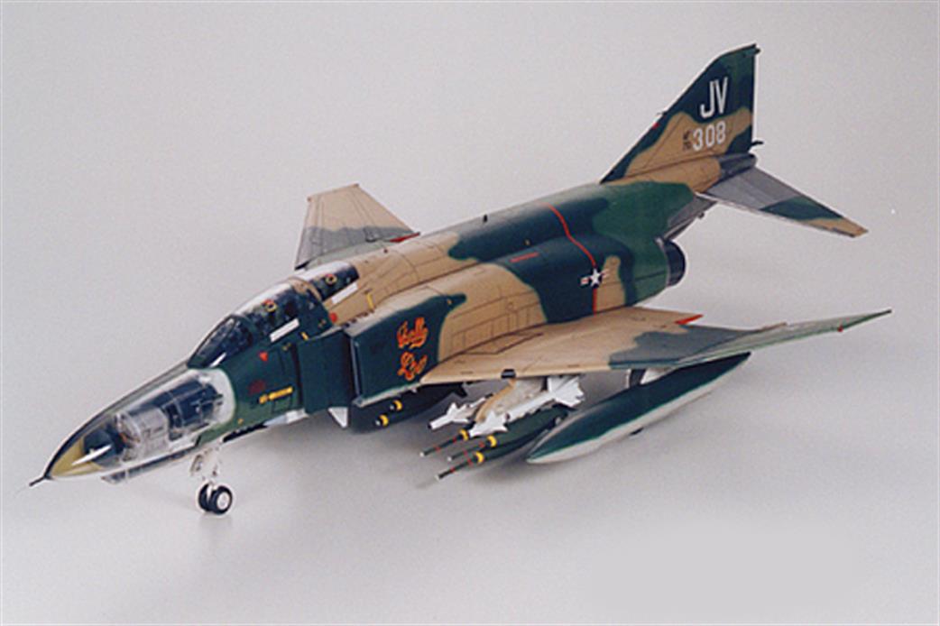 Tamiya 1/32 60310 McDonnell  Douglas F-4E Phantom 11 Early Production