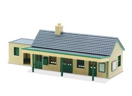 The pre coloured parts of this plastic kit can be assembled in a number of ways; further kits can be combined to make a larger structure if required.Quick and easy to assemble, this stone finished station building looks very attractive on any layout. Any other stone buildings from the Peco range will match this style. 168mm x 51mm