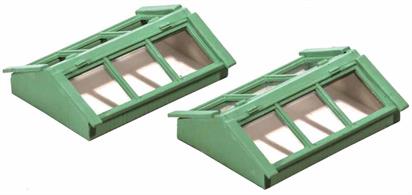 Pack of 2 which can also be used as cold frames. Approximately 32mm long and 22mm wide each. Glue and paints required to complete model.