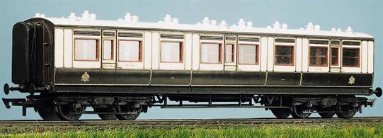 A total of 650 coaches of this type were built at Wolverton between 1891 and 1903 by the London and North Western Railway for main line service and many of them were transferred into the LMS after the 1923 Grouping. Glue, paint and transfers are required to complete this model.