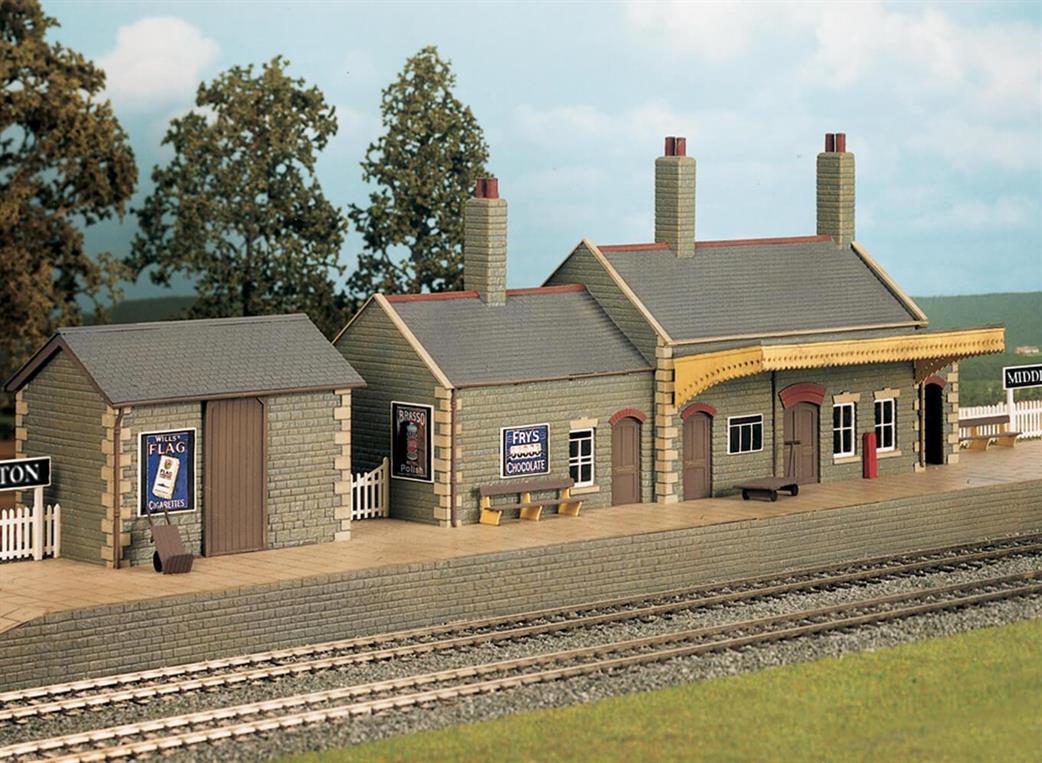 Wills Kits OO CK17 Country Station Stone Built Craftsman Kit