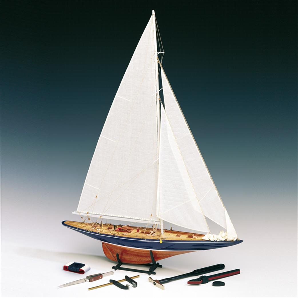 Amati 1700/10 Endeavour 1934 J Class Wooden Boat Kit 1/80