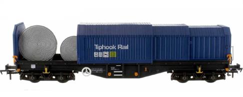 Detailed model of the Link Hofmann Busch telescpoic hood coiled steel carrier wagons built 1979-1985 and operated by VTG, then Tiphook Rail. Used for conveying high quality steel sheet these wagons were often seen in trains between South Wales steel plants and the manufacturing plants across the country.The model features sliding hoods, allowing the interior to be accessed. Dapol have even supplied several steel coil models, ideal for representing a loading or unloading scene and displaying OO modelling at its' best.
