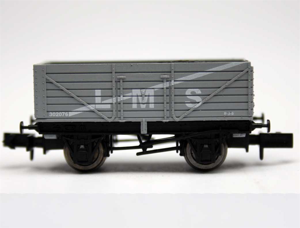 Dapol 2F-071-076 LMS 7 Plank Open Coal Wagon 302076 LMS Grey N